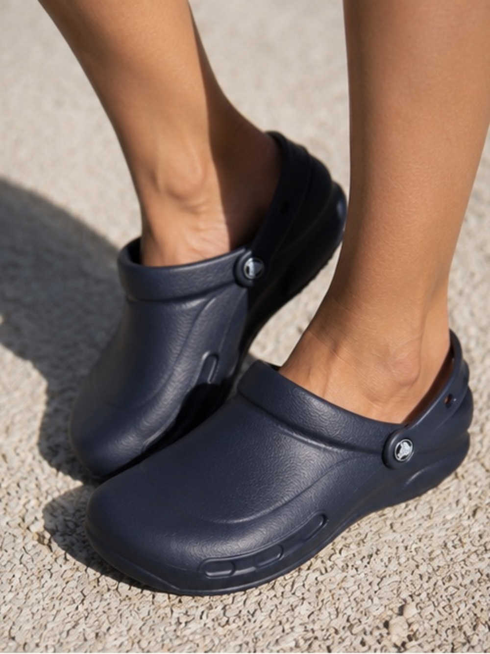 Crocs Bistro Work Clog Navy NWT Slip Resistant Men’s 8 Women’s 10 Nurse Chef